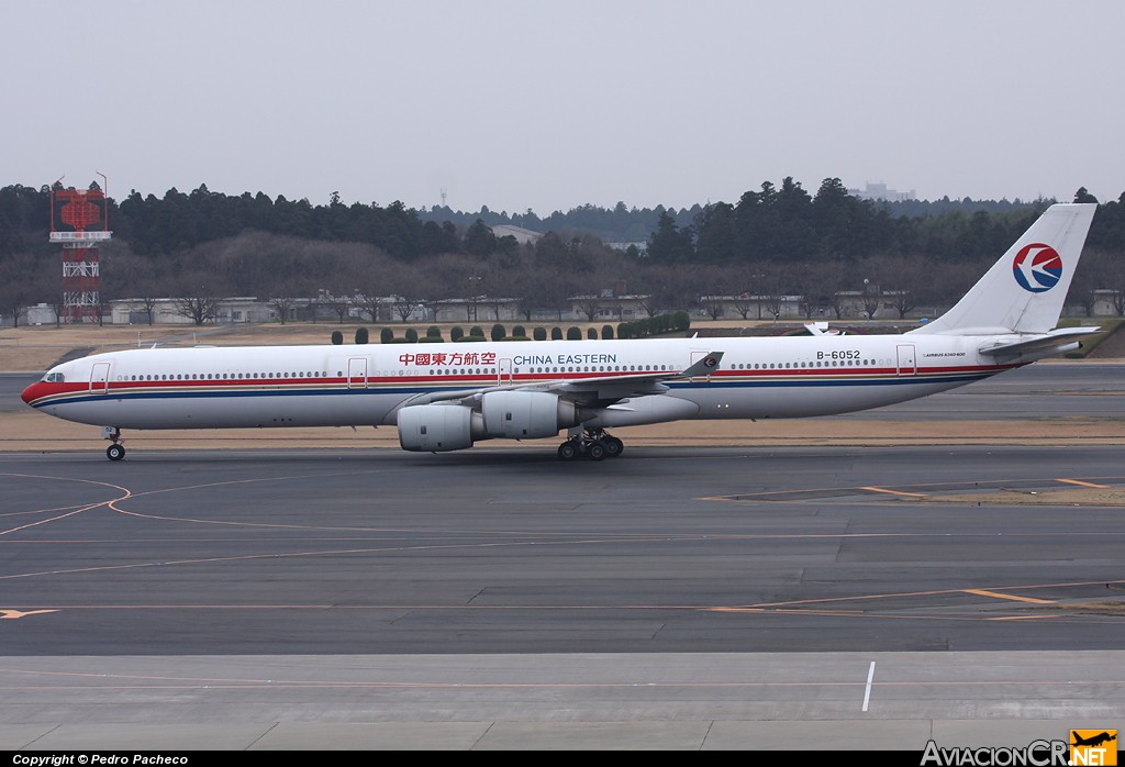 B-6052 - Airbus A340-642 - China Eastern