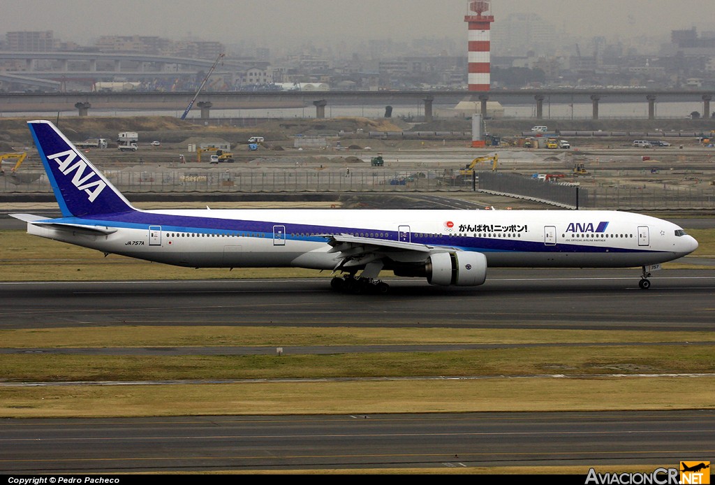 JA757A - Boeing 777-381 - All Nippon Airways (ANA)