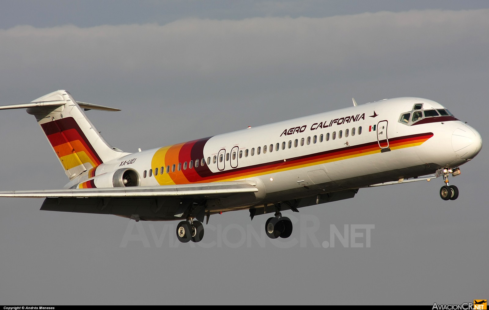 XA-UEI - McDonnell Douglas DC-9-32 - Aero California