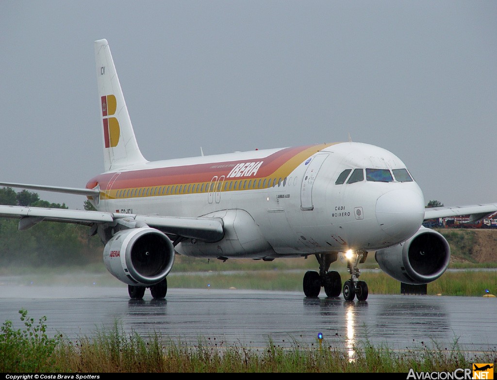 EC-ICV - Airbus A320-211 - Iberia