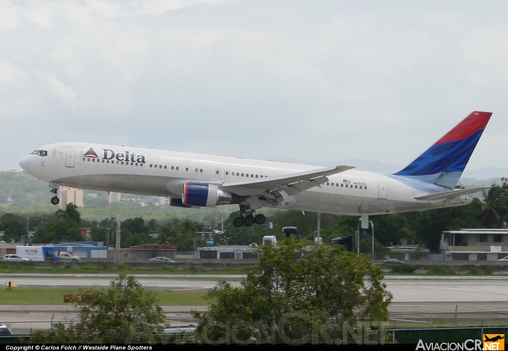 N137DL - Boeing 767-332 - Delta Air Lines