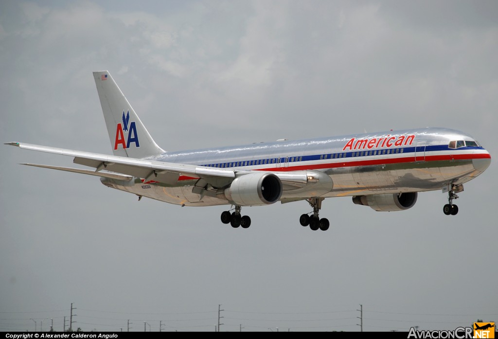 N39364 - Boeing 767-323/ER - American Airlines