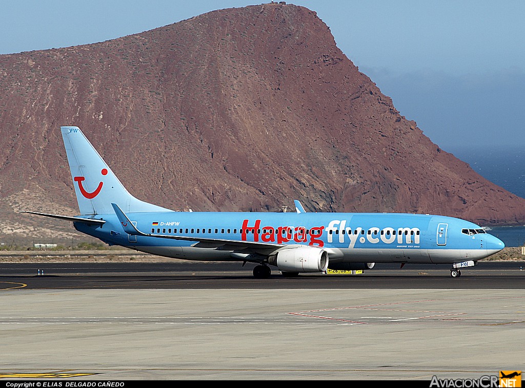 D-AHFW - Boeing 737-8K5 - Hapagfly