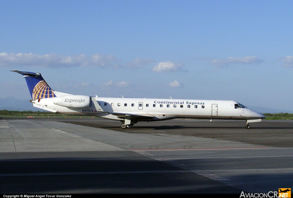 N41104 - Embraer EMB-145XR (ERJ-145XR) - Continental Express (ExpressJet Airlines)