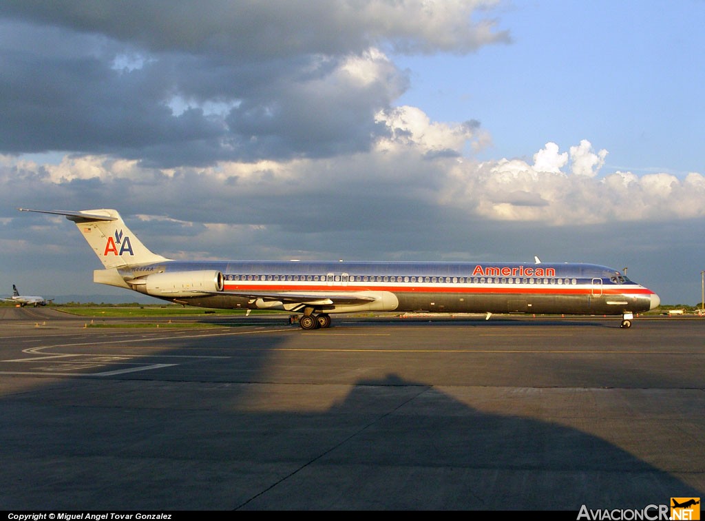 N447AA - McDonnell Douglas MD-82 (DC-9-82) - American Airlines