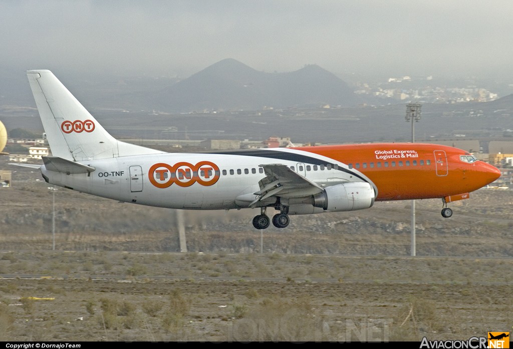 OO-TNF - Boeing 737-3Q8(QC) - TNT