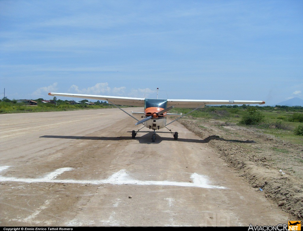 HR-ARF - Cessna 172 - Aero Club San Pedro, Sula