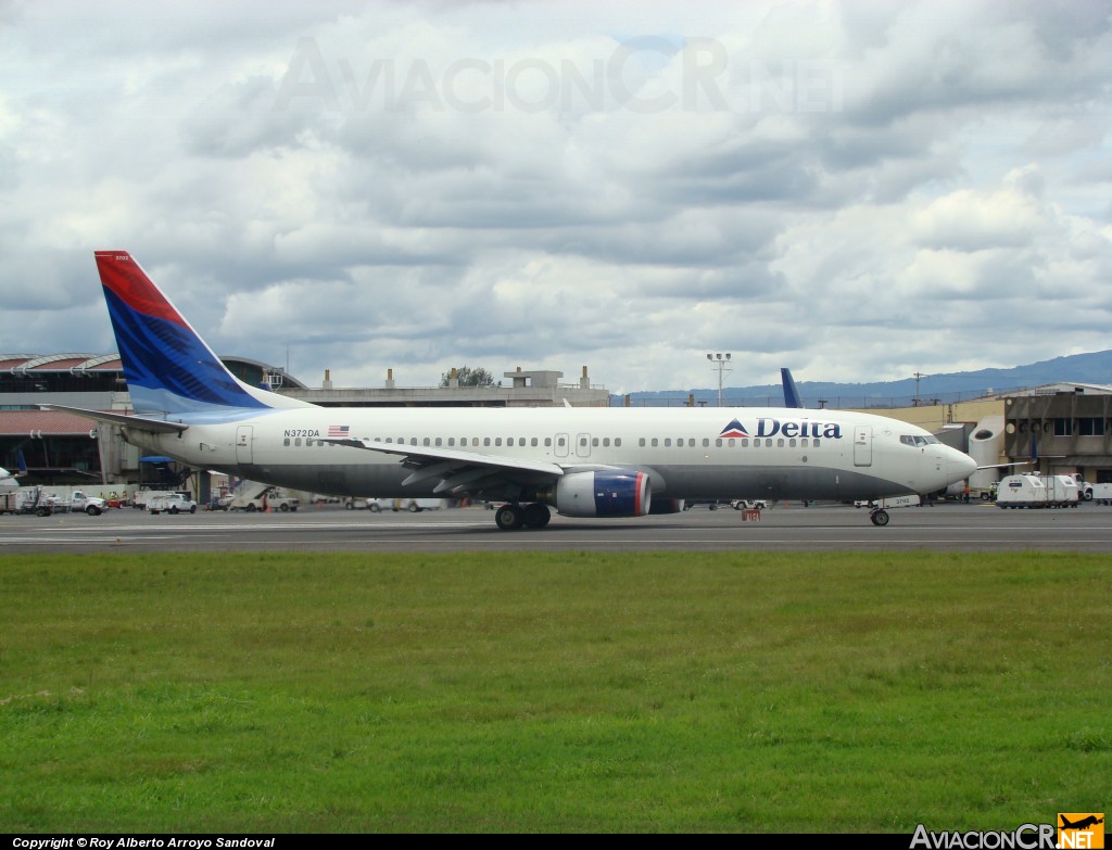N372DA - Boeing 737-832 - Delta Air Lines