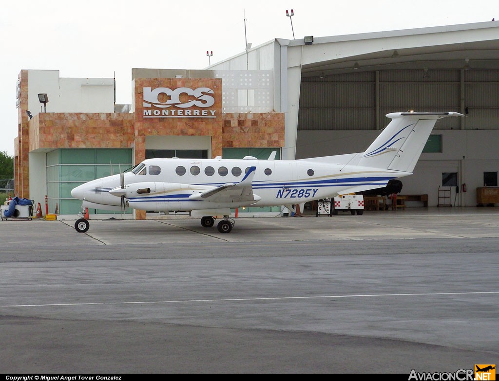 N7285Y - Beechcraft Super King Air 300 - Privado