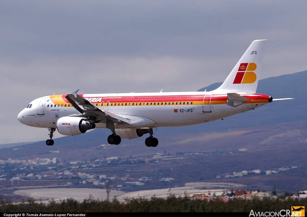 EC-JFG - Airbus A320-214 - Iberia