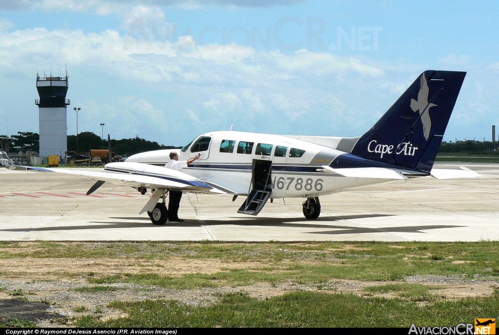 N67886 - Cessna 402C - Cape Air
