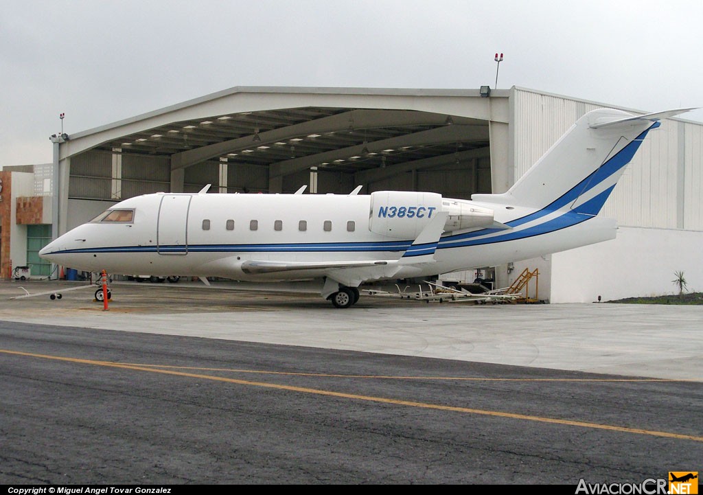 N385CT - Bombardier CL-600-2B16 - Privado