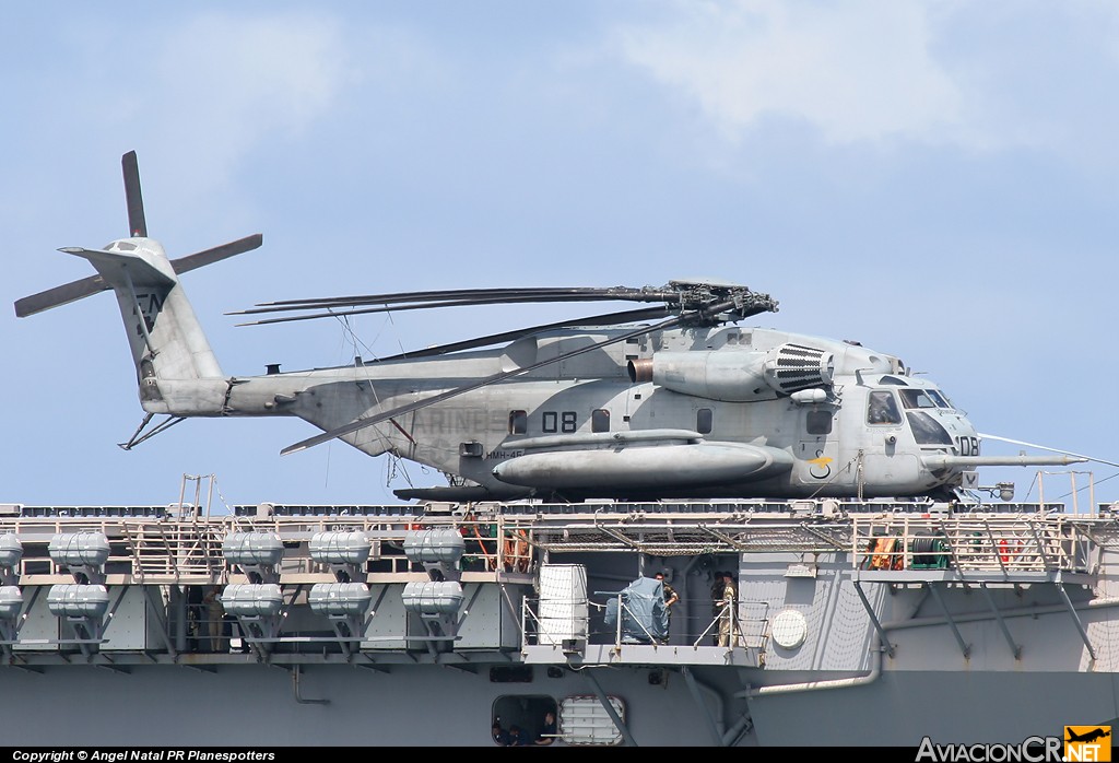 8 - Sikorsky CH-53E Super Stallion - USA - Marines