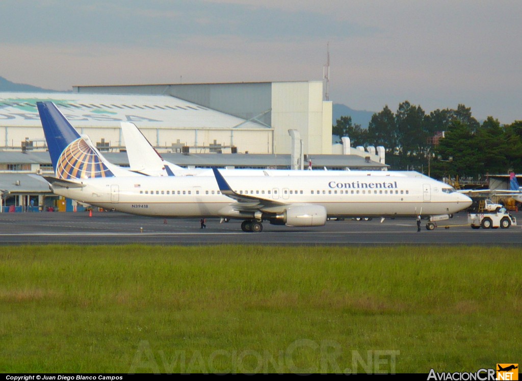 N39418 - Boeing 737-924 - Continental Airlines