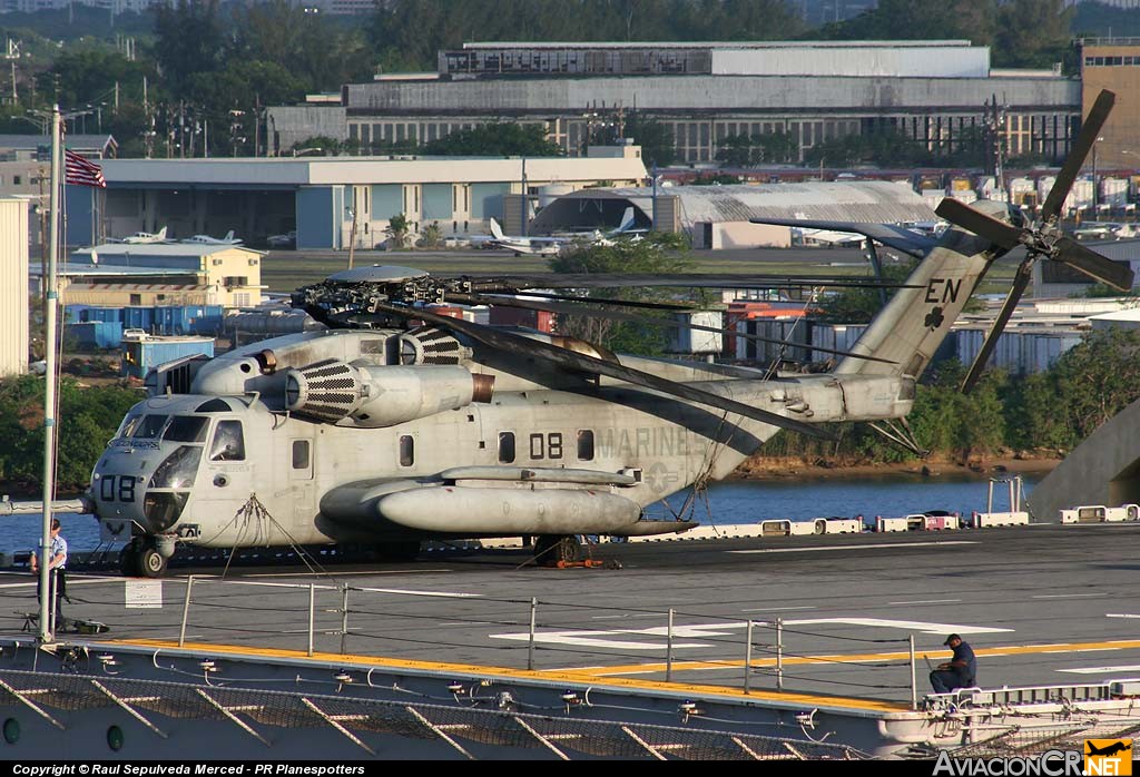 08 - Sikorsky CH-53E Super Stallion - USA - Marines
