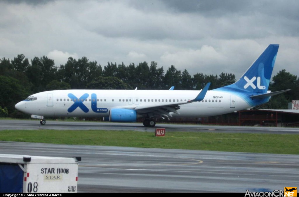 N290AN - Boeing 737-81Q - XL Airways