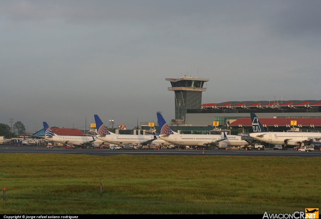  -  - Aeropuerto