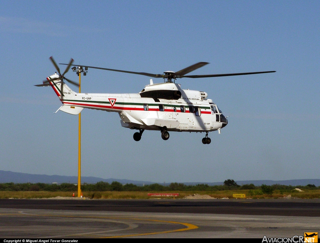 XC-UHP - Aerospatiale AS 332L1 Super Puma - Fuerza Aerea Mexicana FAM