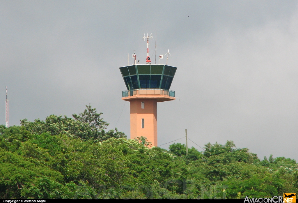MHRO - Torre de Control - Aeropuerto Internacional Juan Manuel Galvez
