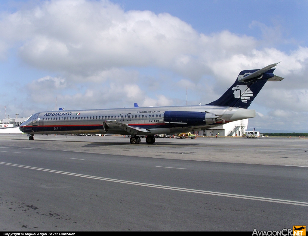 N214AM - McDonnell Douglas MD-87 (DC-9-87) - Aeromexico
