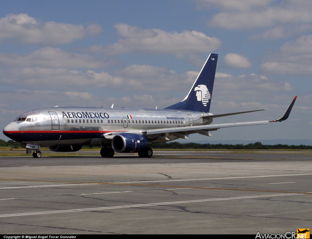 XA-LUN - Boeing 737-752 - Aeromexico