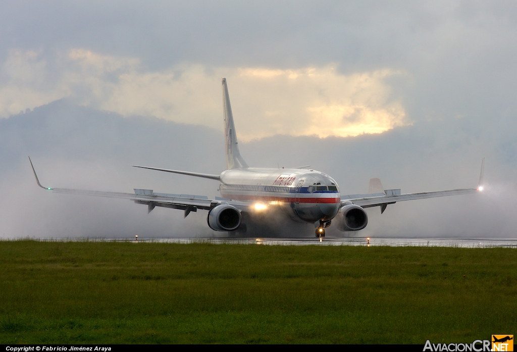 N916AN - Boeing 737-823 - American Airlines