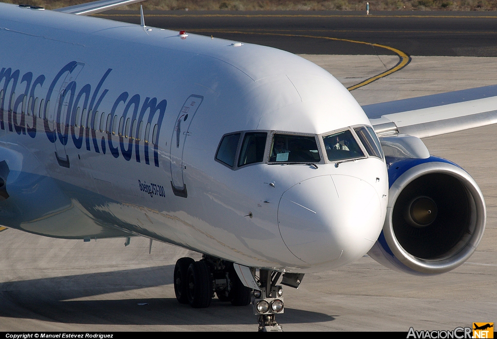 G-FCLF - Boeing 757-28A - Thomas Cook