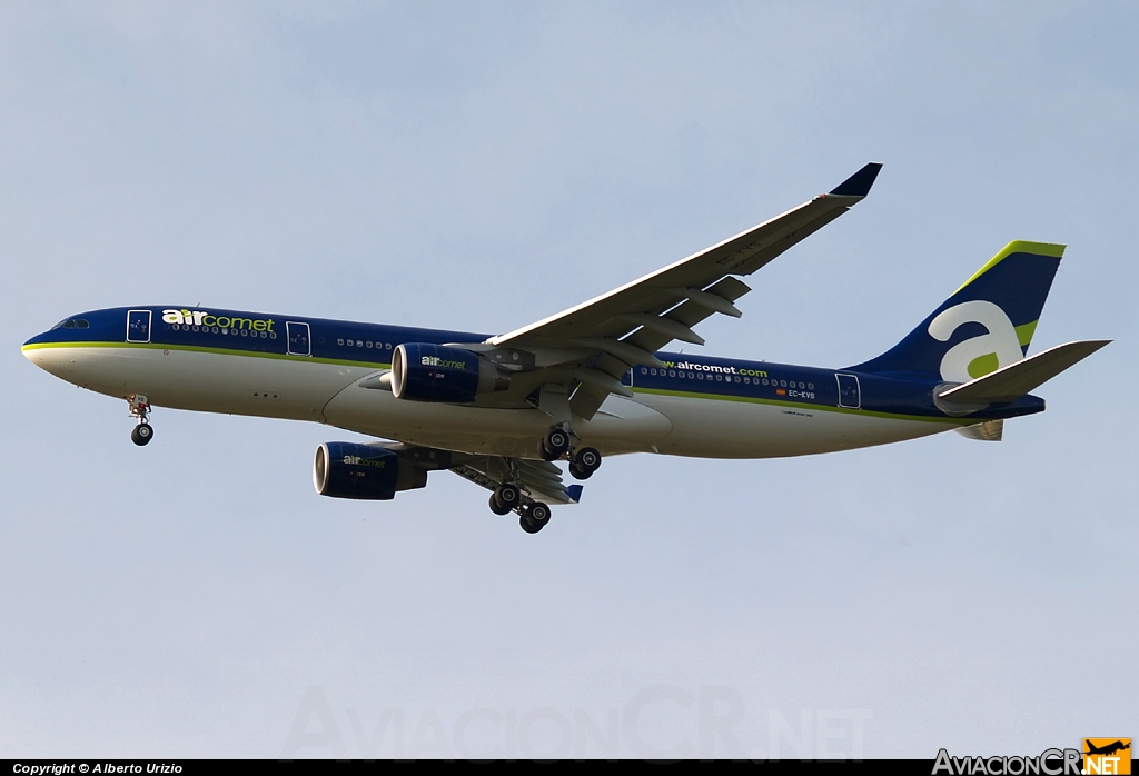 EC-KVS - Airbus A330-223 - Air Comet