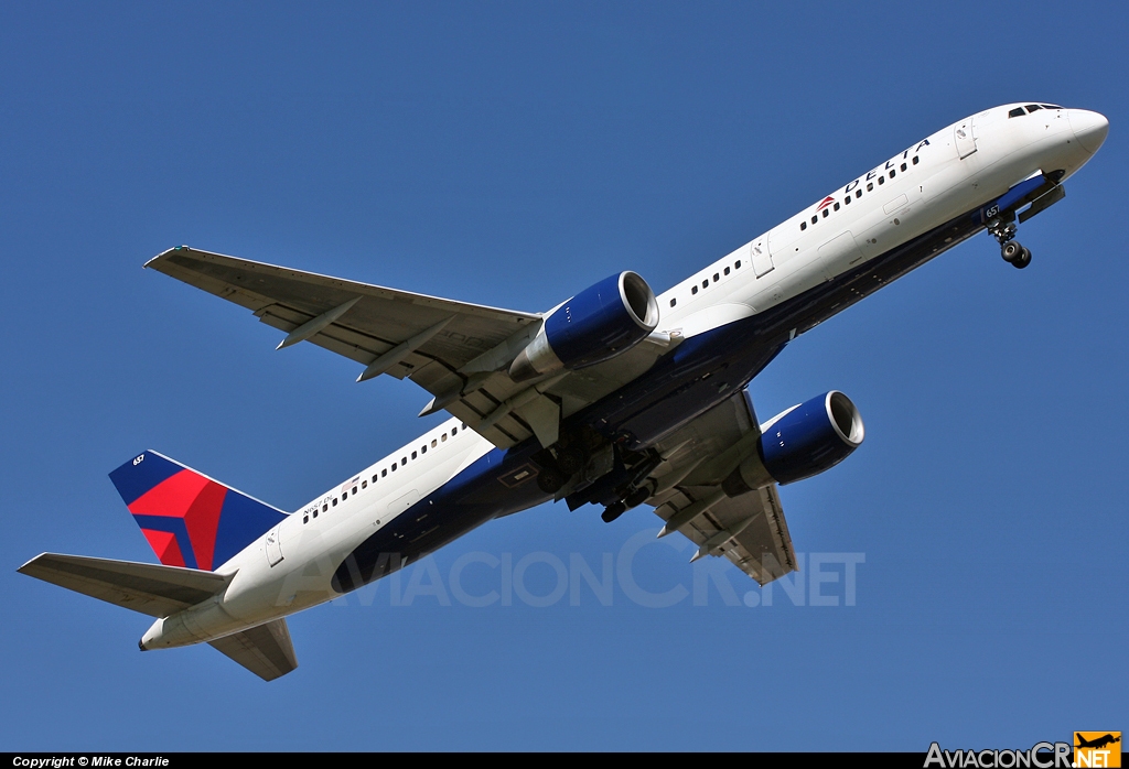 N657DL - Boeing 757-232 - Delta Airlines