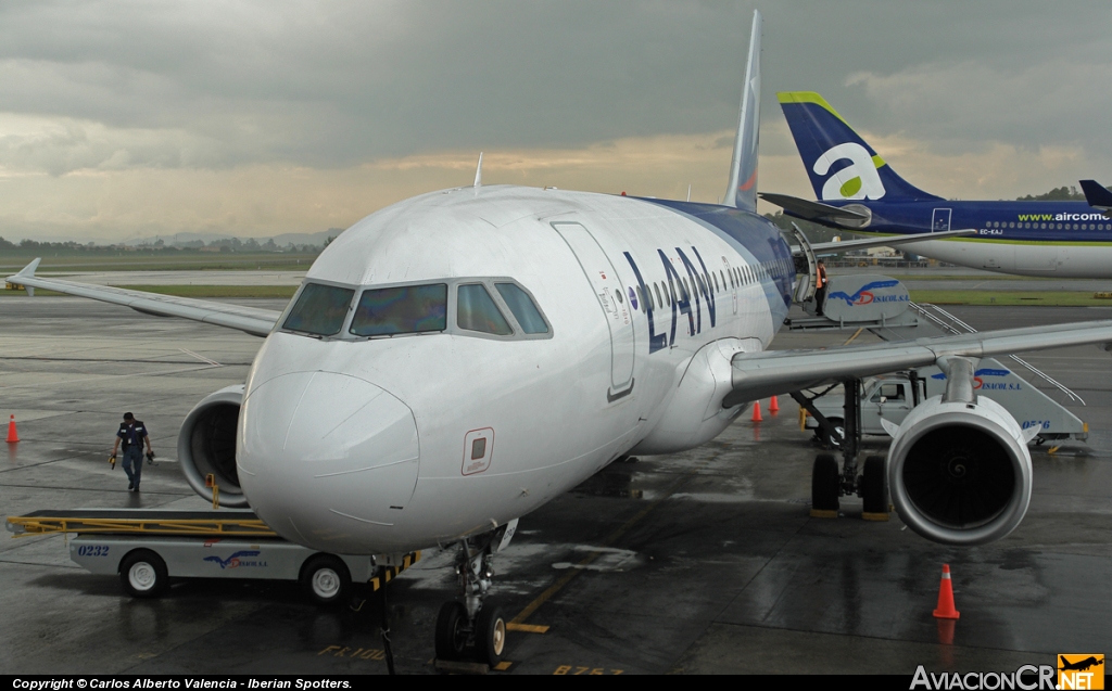 CC-CPQ - Airbus A319-132 - LAN Chile