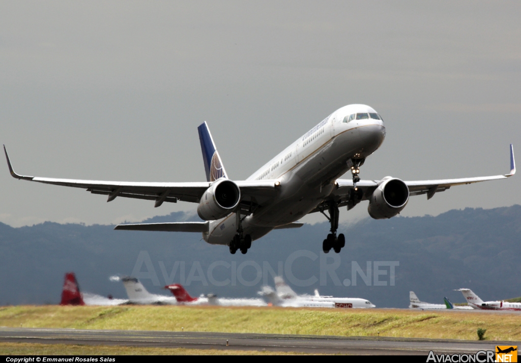 N19117 - Boeing 757-224 - Continental Airlines