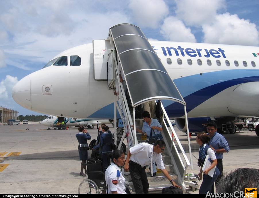  - Airbus A320-214 - Interjet