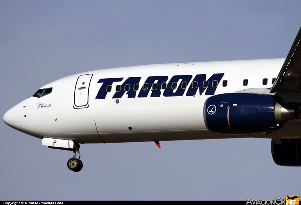YR-BGP - Boeing 737-86J - TAROM