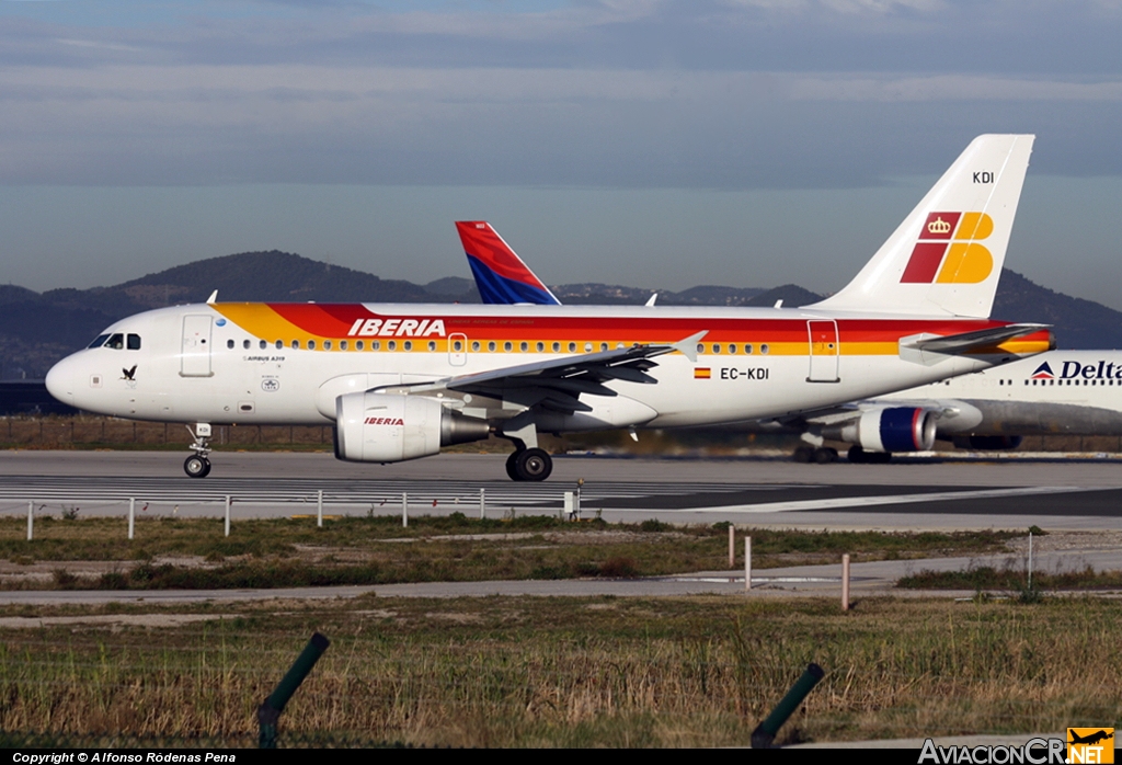 EC-KDI - Airbus A319-111 - Iberia