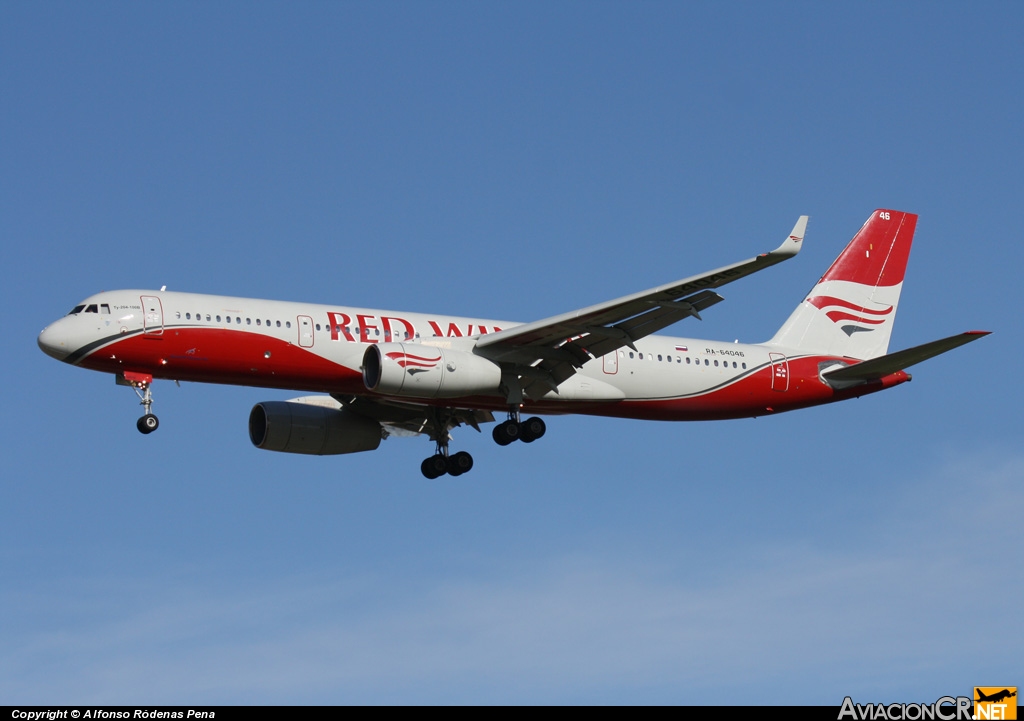 RA-64046 - Tupolev Tu-204-100 - Red Wings