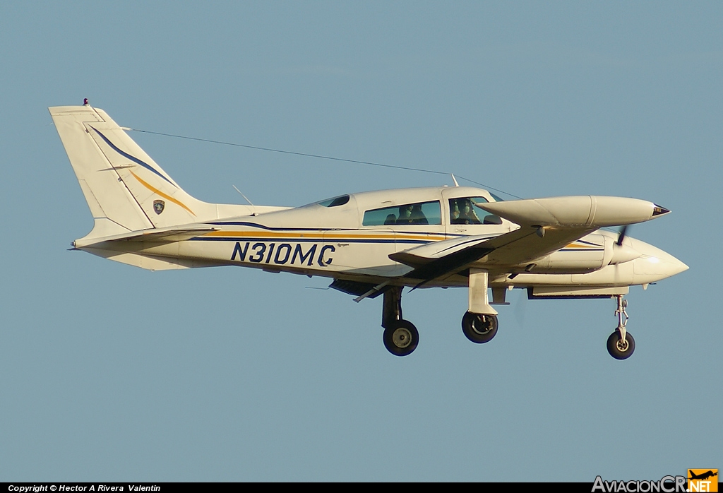 N310MC - Cessna 310R - Policia de Puerto Rico