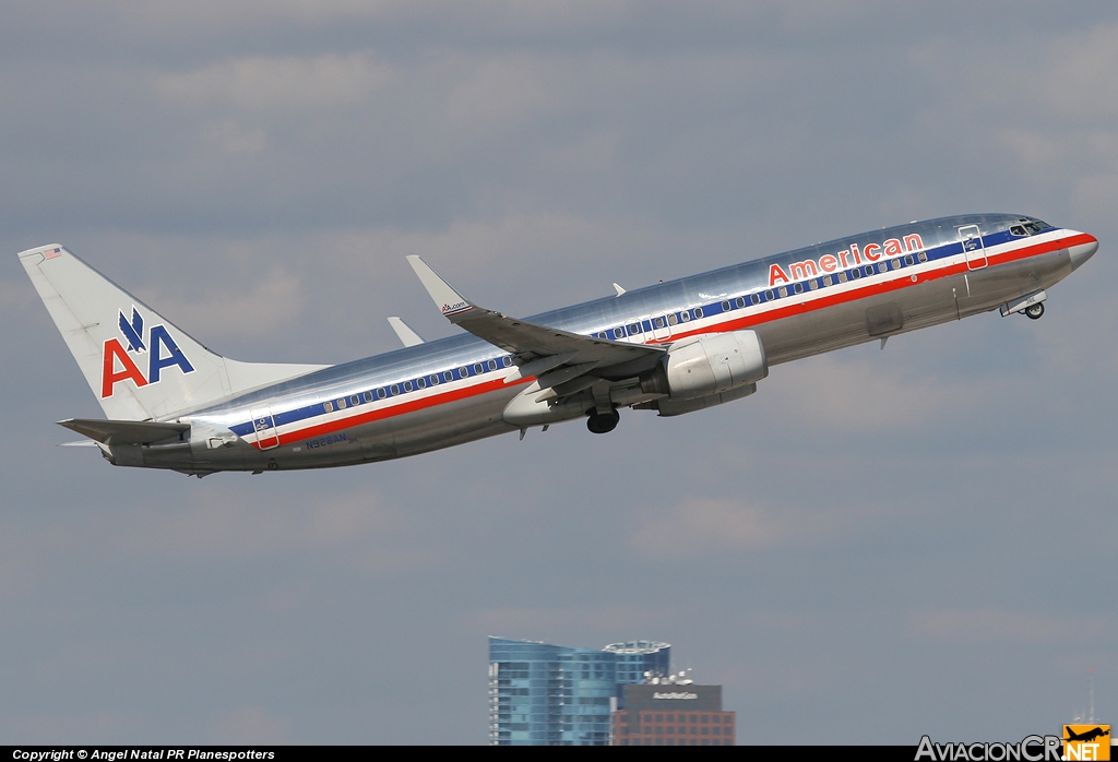 N928AN - Boeing 737-823 - American Airlines