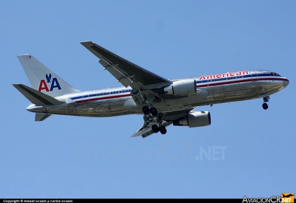 N320AA - Boeing 767-216/ER - American Airlines