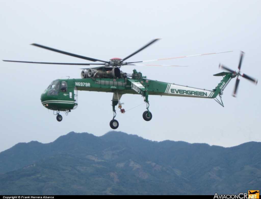 N6979R - Sikorsky S-64E Skycrane - Evergreen International