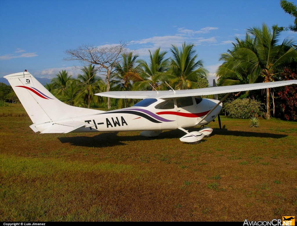 TI-AWA - Cessna 182P - Privado
