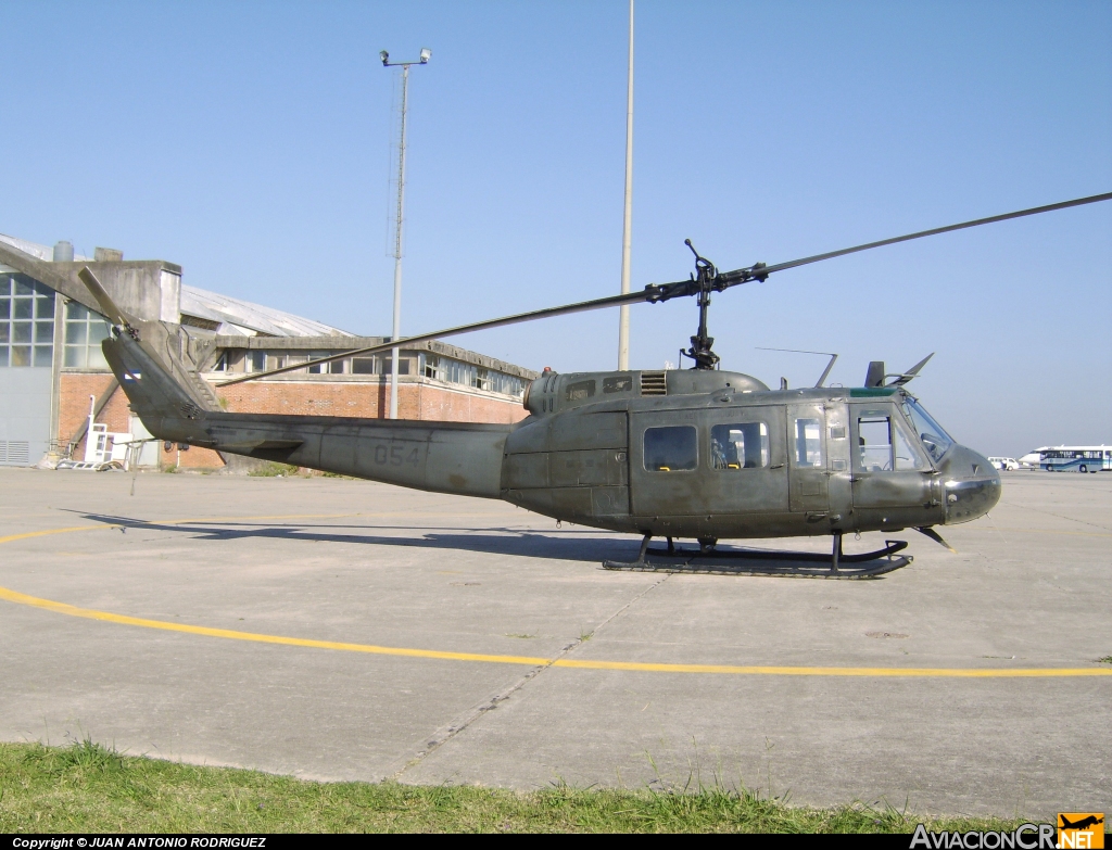 054 - Bell UH1-H Iroquois - Fuerza Aerea Uruguaya