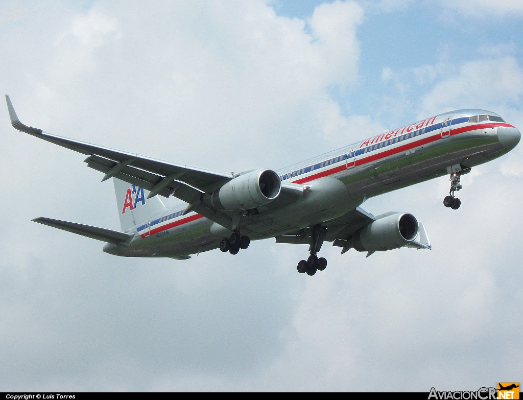 N663AM - Boeing 757-223 - American Airlines