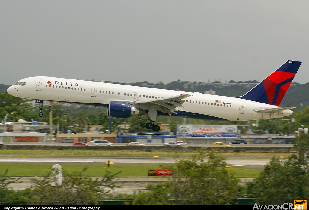N6700 - Boeing 757-232 - Delta Air Lines