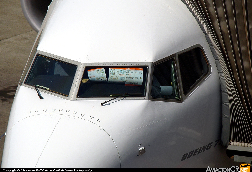 PR-GGL - Boeing 737-8EH - Gol Transportes Aereos