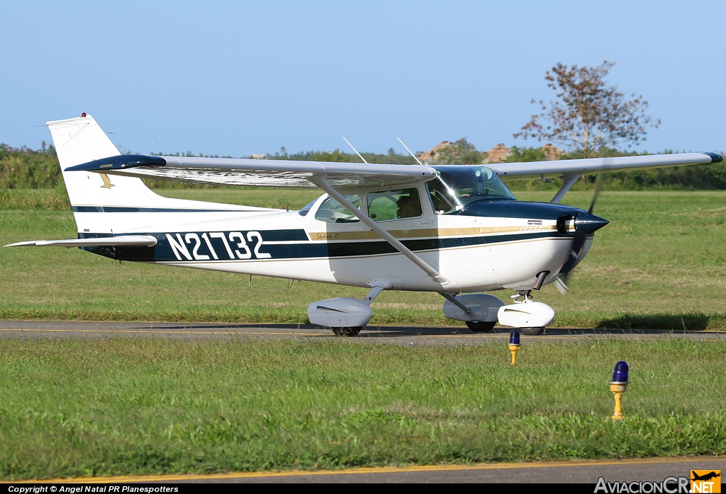 N21732 - Cessna 172M Skyhawk - Privado