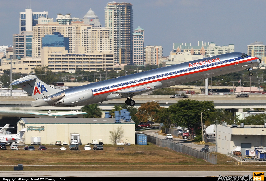 N7518A - McDonnell Douglas MD-82 - American Airlines