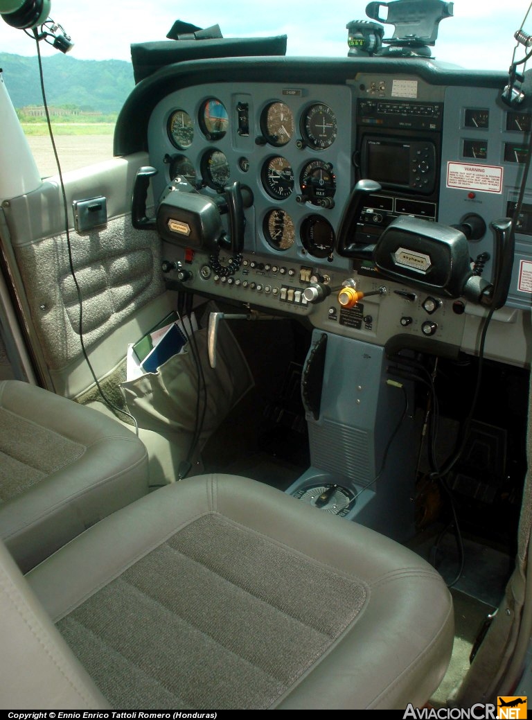 HR-AVH - Cessna 172M Skyhawk - Privado