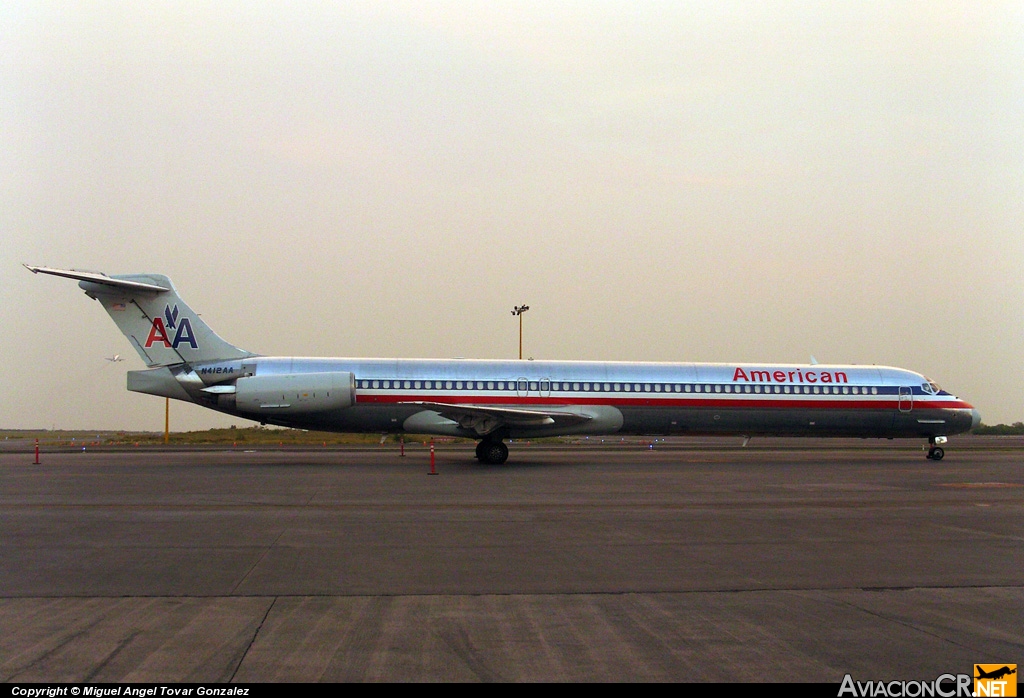 N412AA - McDonnell Douglas MD-82 (DC-9-82) - American Airlines