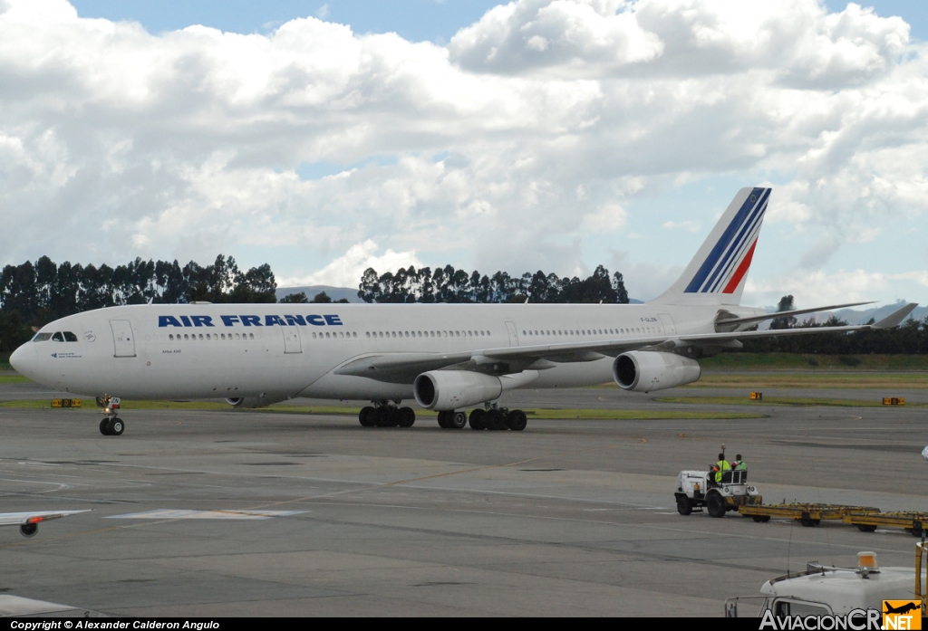 F-GLZN - Airbus A340-313X - Air France