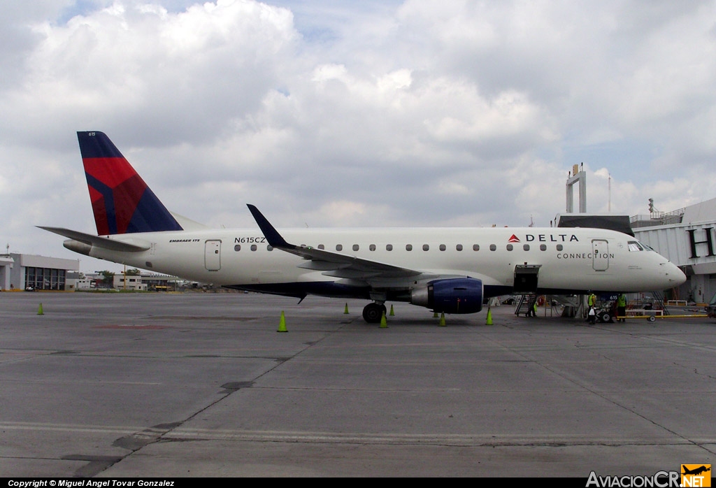 N615CZ - Embraer ERJ-170-200 LR - Delta Connection  (Compass Airlines)